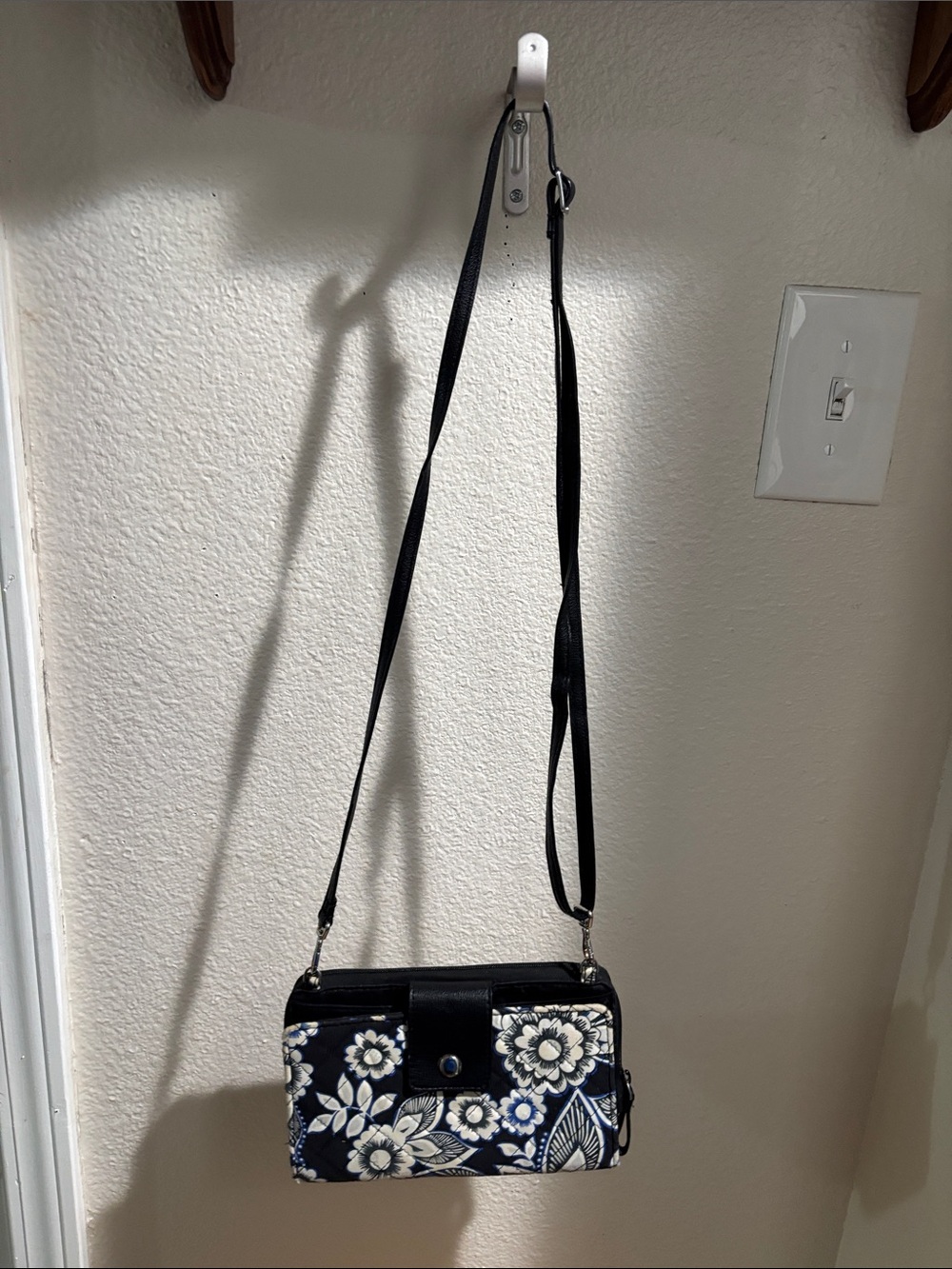 Vera Bradley Floral Crossbody Wallet Purse